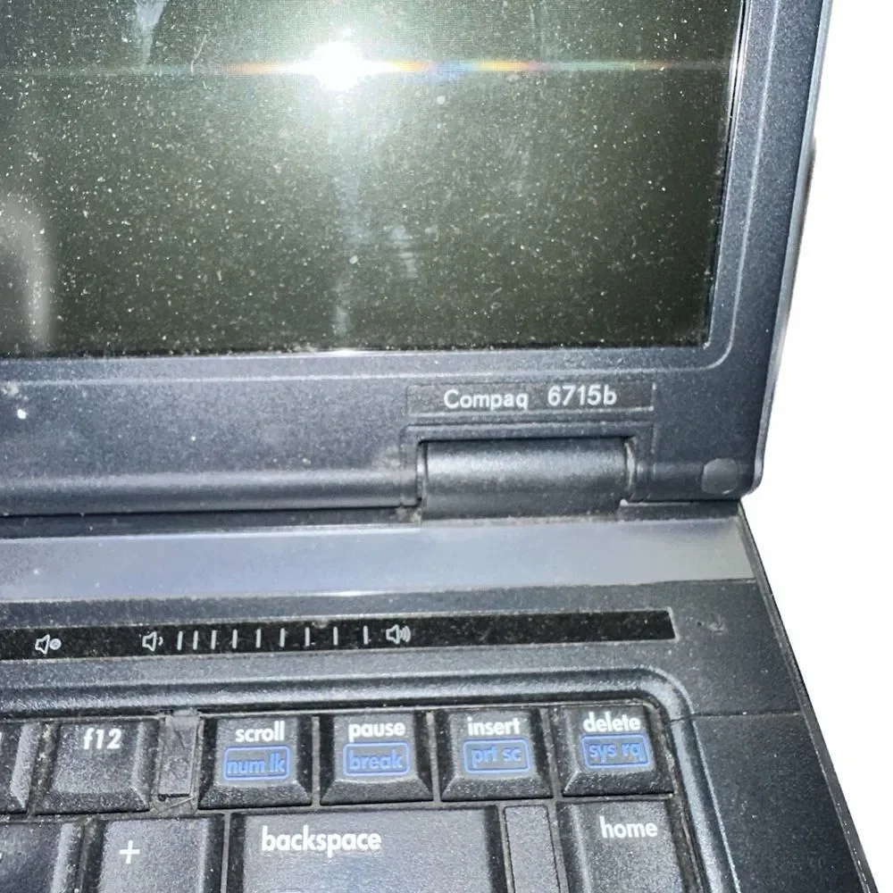 HP Compaq 6715b 15.4
